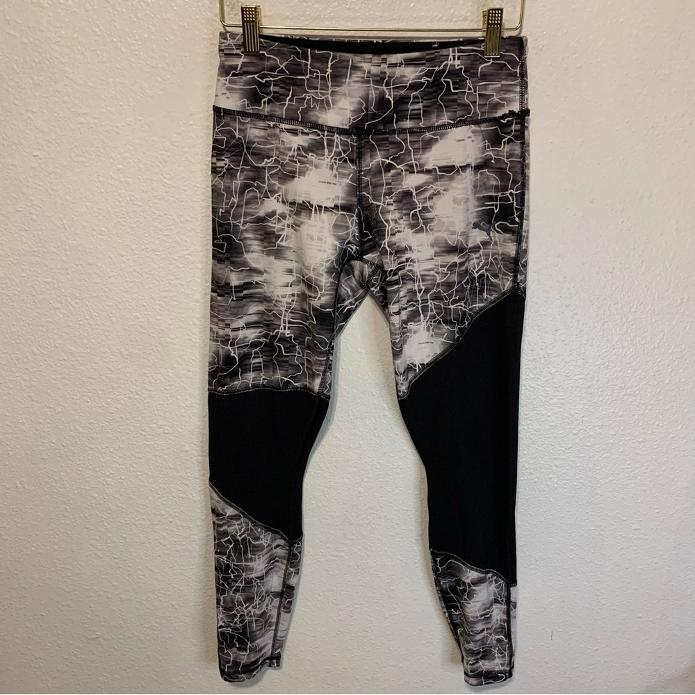 Puma Sport Lifestyle Black and Grey Lightning Storm Leggings Women’s size Medium